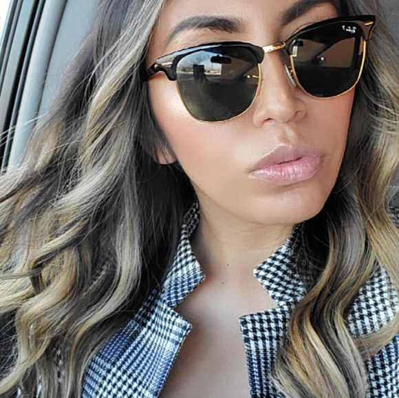 Meet your Posher, Aly - Picture 2 of 2